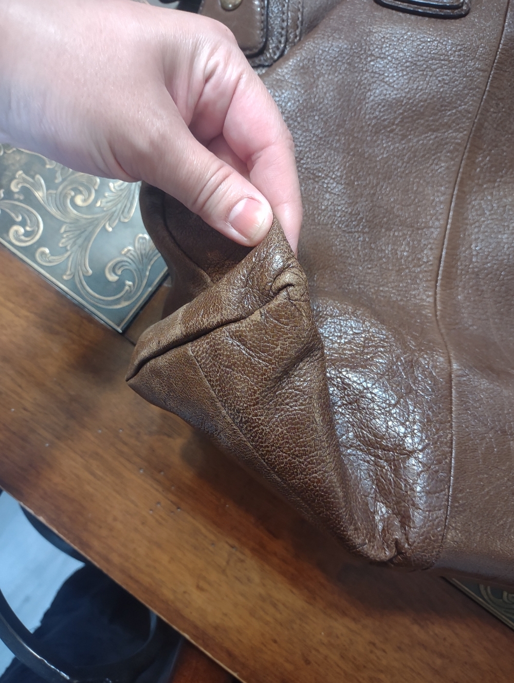 Coach Vintage Brown Leather Shoulder Bag with Chain Strap - Picture 13 of 16